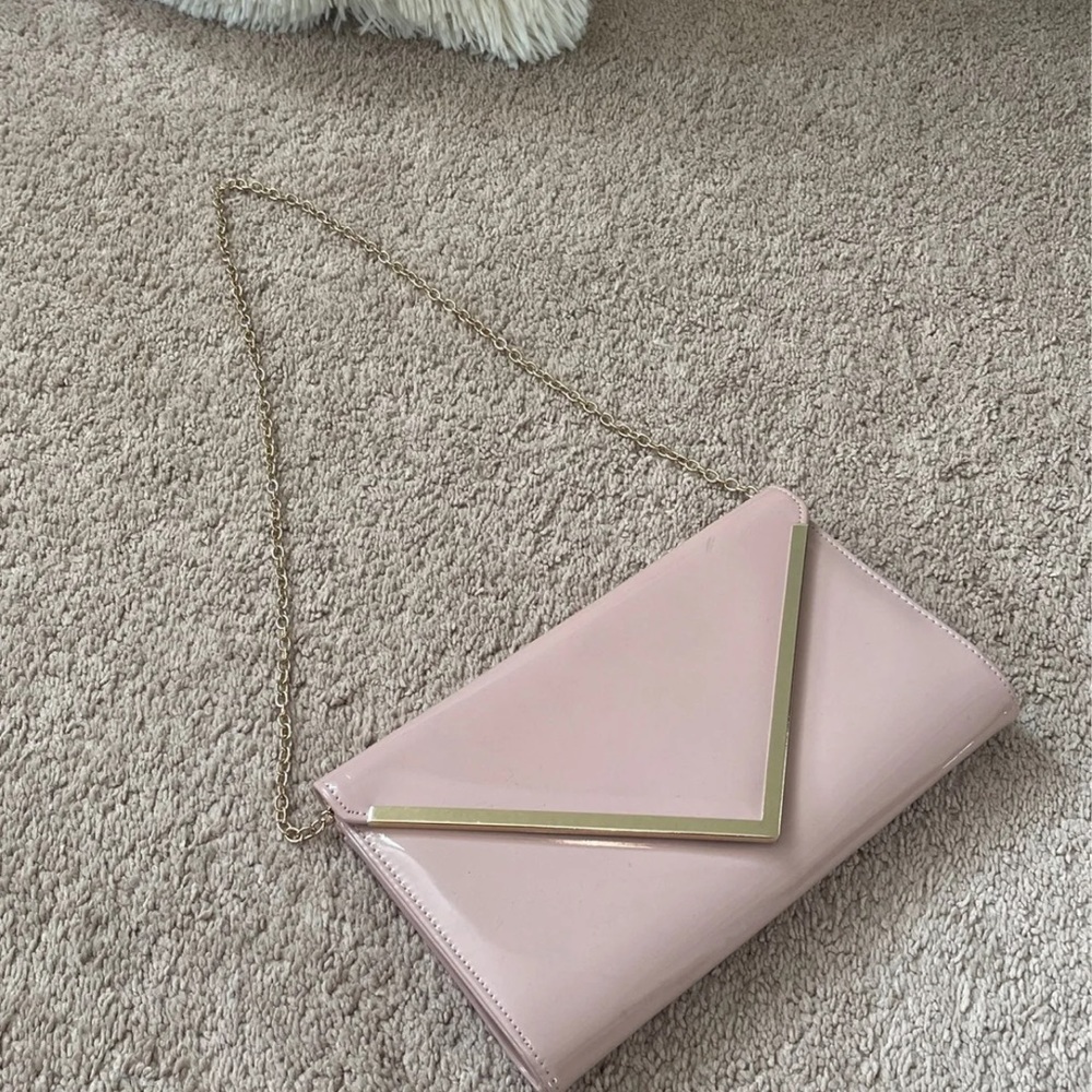 Aldo Clutch